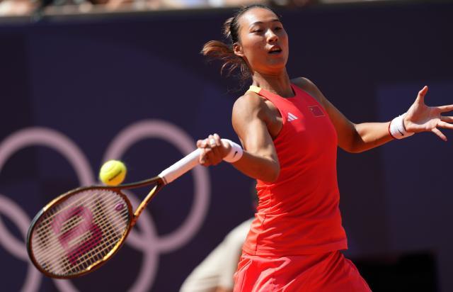 开云体育-首次击败世界第一就是在奥运会 郑钦文金牌稳了？