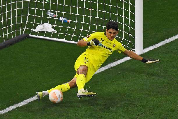 开云平台-【欧联杯】曼奇尼乌龙+失点，塞维点球击败罗马夺冠！