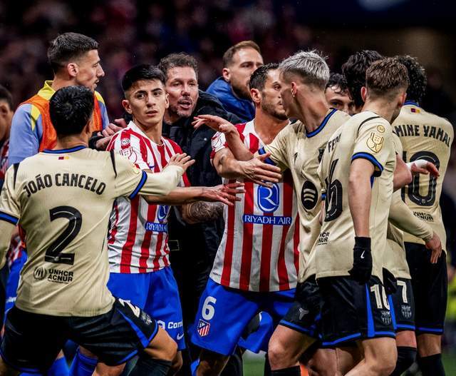 体育赛事-凌晨4点巴萨打响奇迹之战！5-0能翻盘 2大巨星回归 开启狂攻